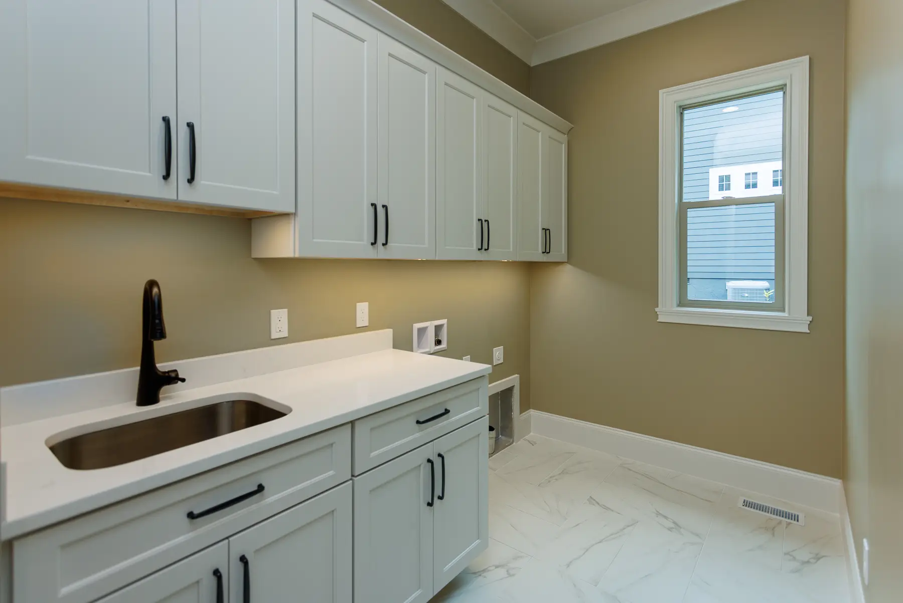 232 Forest Hill-31