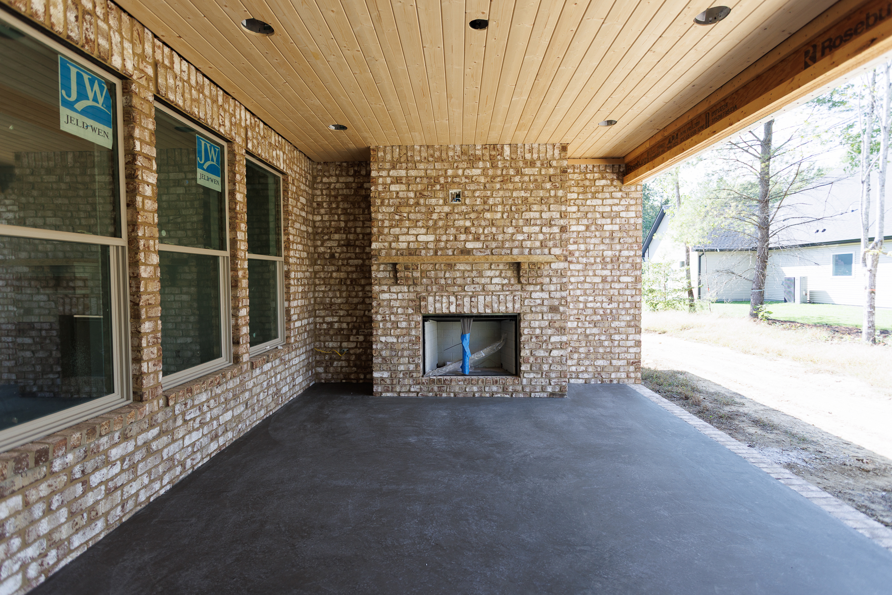 103 Laurelwood October-12